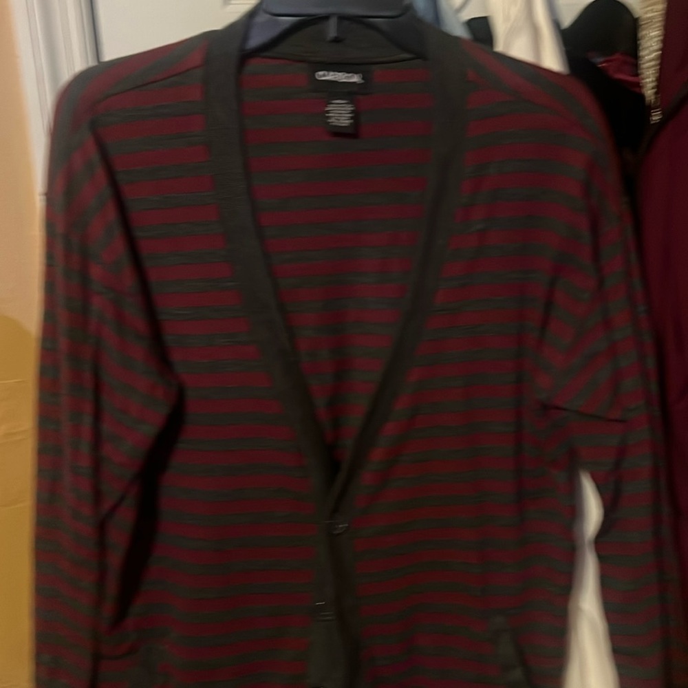 Carbon M men’s cardigan sweater